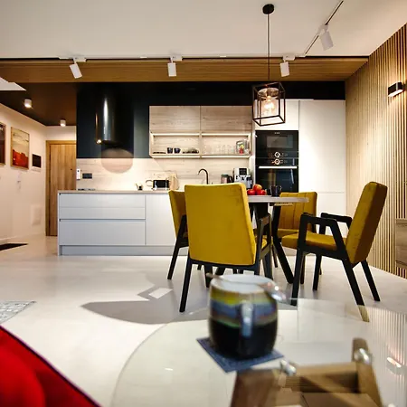 Laguna Beskidów - B43 Z Widokiem Na Jezioro *