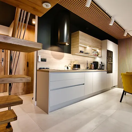 Laguna Beskidów - B43 Z Widokiem Na Jezioro *