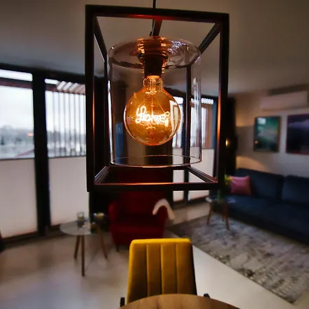 Laguna Beskidów - B43 Z Widokiem Na Jezioro Zarzecze (Silesia)