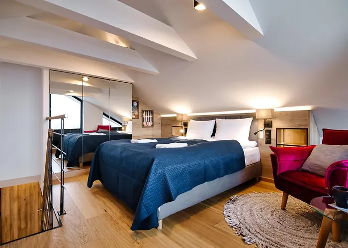 Laguna Beskidow - B43 Z Widokiem Na Jezioro Zarzecze (Silesia)